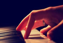 亿万28：重要性完全不输两大巨头！后场大将有能力成为湖人的第三巨头？.